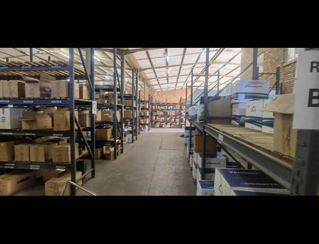 INDUSTRIAL PROPERTY TO RENT IN SILVERTON